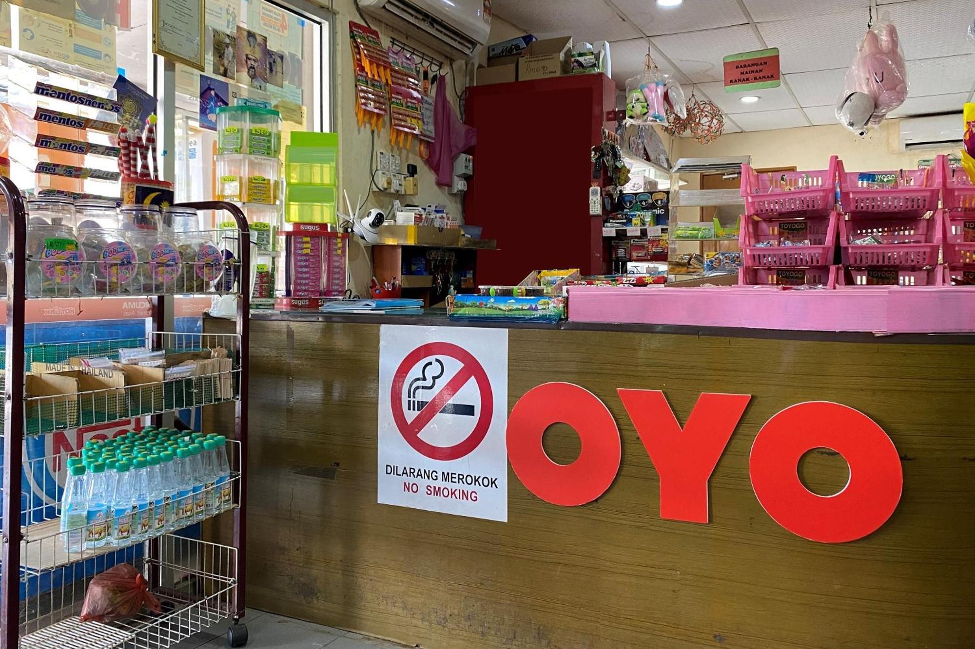 Oyo 90205 Bayu Sintok Motel Changlun Buitenkant foto
