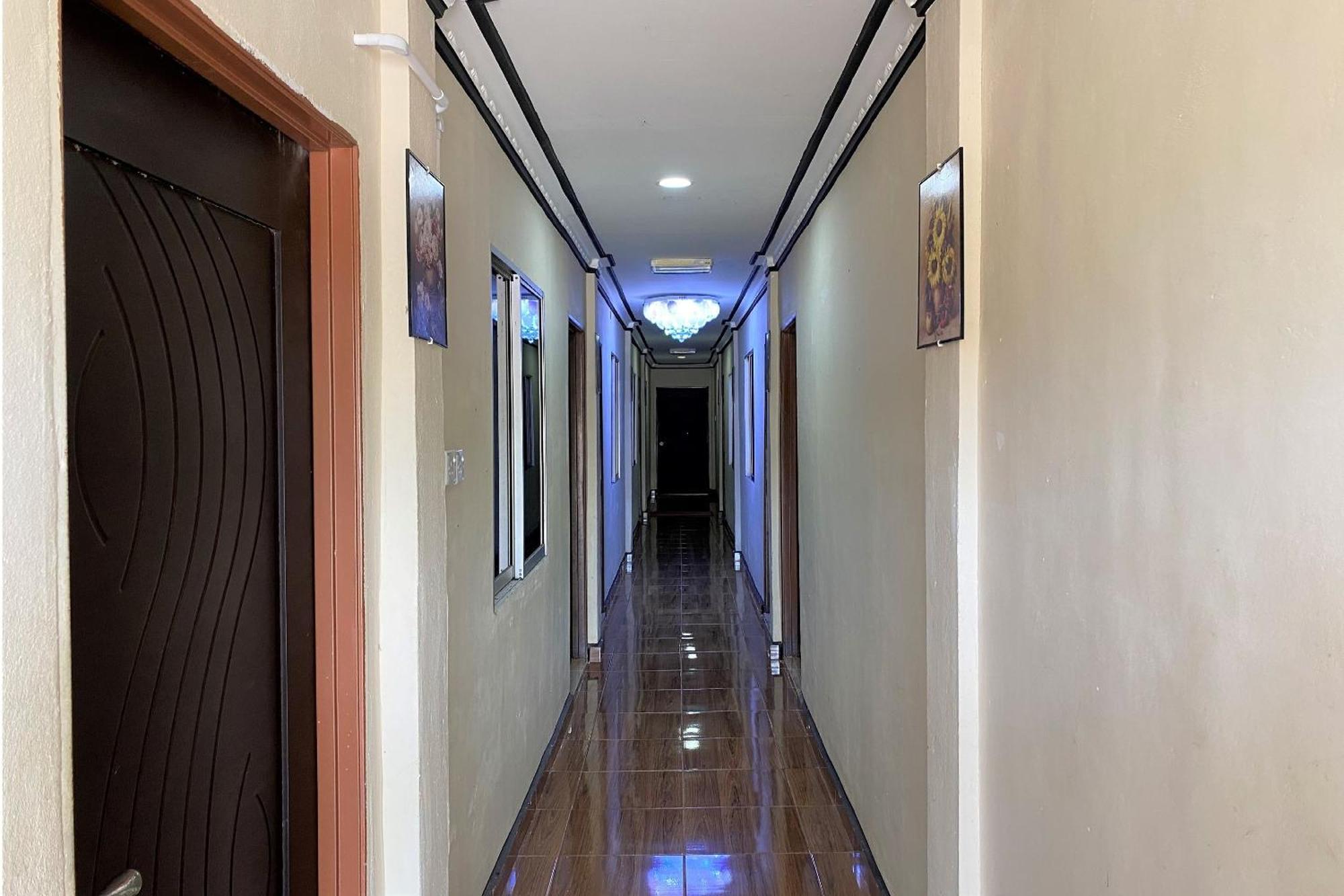 Oyo 90205 Bayu Sintok Motel Changlun Buitenkant foto